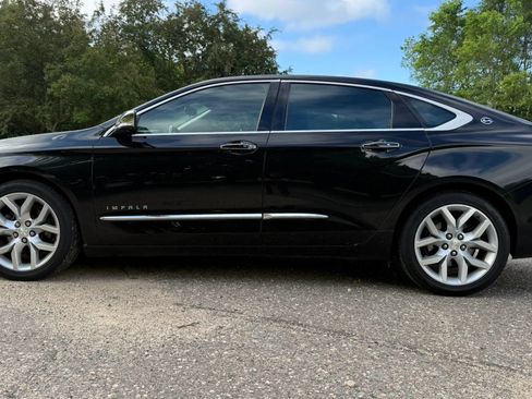 Used 2017 Chevrolet Impala Premier FWD image 5