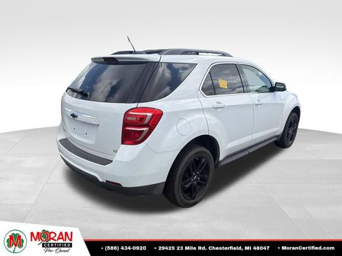 Used 2017 Chevrolet Equinox LT w/ Sport Edition FWD image 3