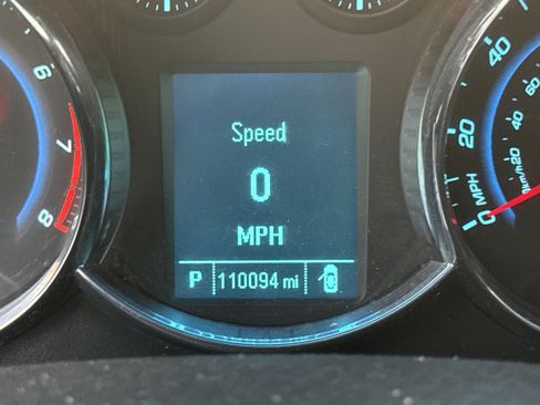 Used 2012 Chevrolet Cruze LT w/ RS Package image 5