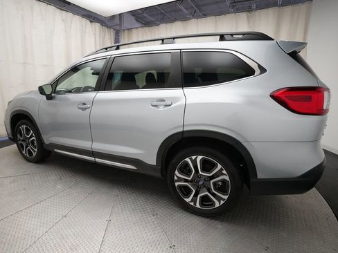 Used 2025 Subaru Ascent Limited w/ Popular Package #2 AWD/4WD image 34