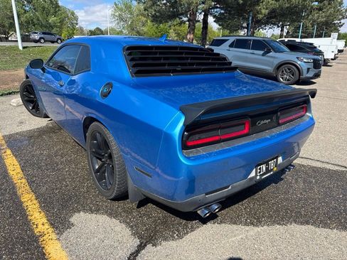 Used 2016 Dodge Challenger R/T Plus RWD image 7