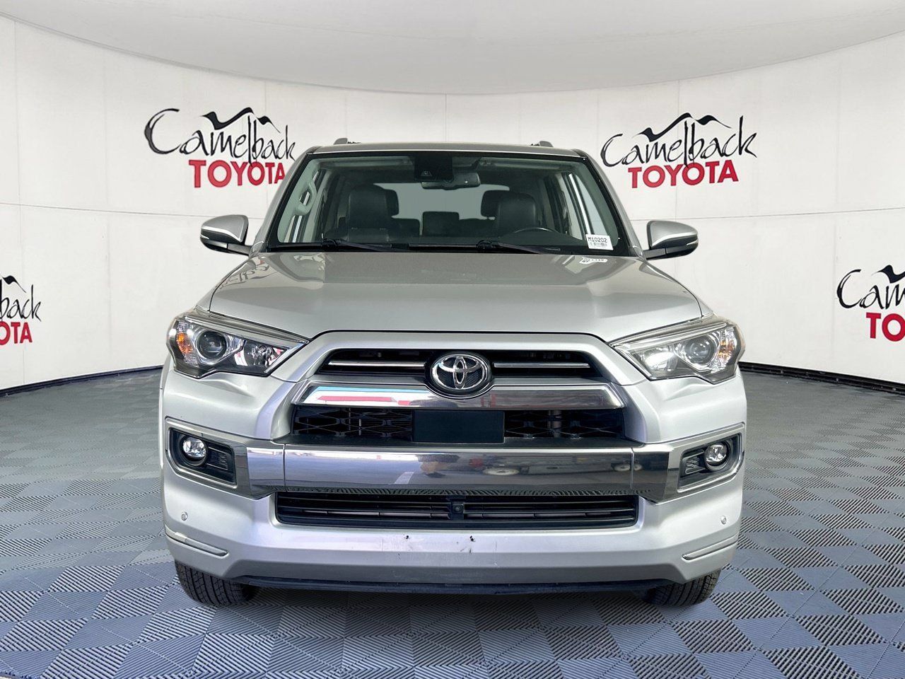 Used 2024 Toyota 4Runner Limited AWD/4WD image 3