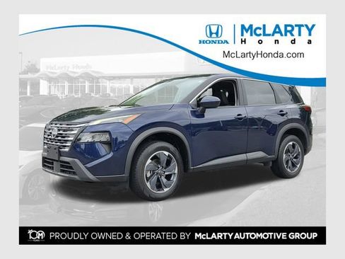 Used 2024 Nissan Rogue SV FWD image 1