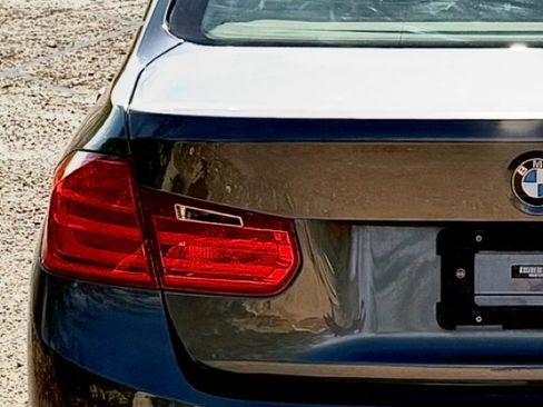 Used 2014 BMW 320i Sedan image 38