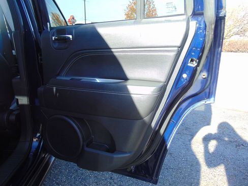 Used 2016 Jeep Compass High Altitude image 17