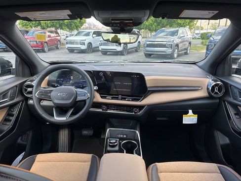 New 2026 Chevrolet Equinox ACTIV AWD/4WD image 14