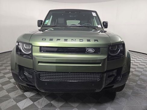 New 2026 Land Rover Defender 130 X-Dynamic SE AWD/4WD image 3