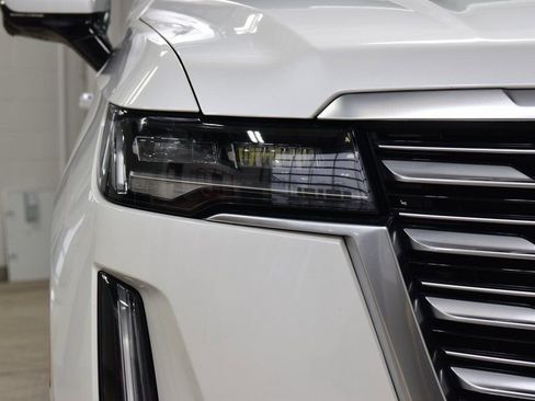 Used 2023 Cadillac Escalade ESV Premium Luxury Platinum w/ Heavy-Duty Trailer Package image 12