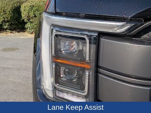 Used 2023 Ford F150 Lariat w/ Equipment Group 502A High image 10