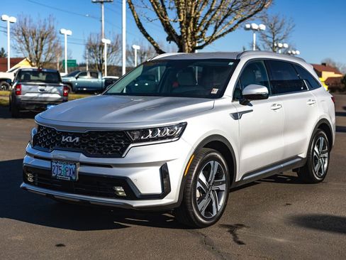 Used 2023 Kia Sorento EX image 4