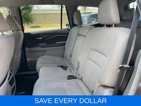 Used 2021 Honda Pilot EX image 11