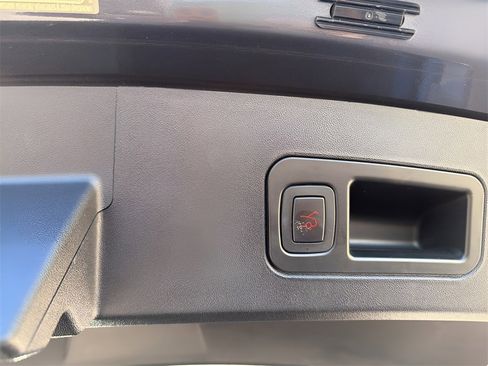 Used 2018 Tesla Model S 75D image 13