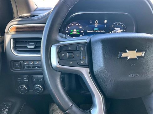 Used 2023 Chevrolet Tahoe Premier w/ Premium Package AWD/4WD image 14