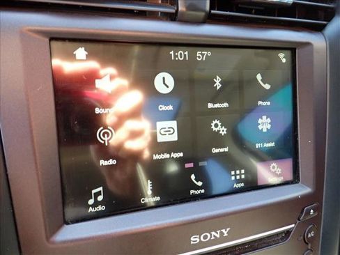 Used 2018 Ford Fusion Titanium image 21