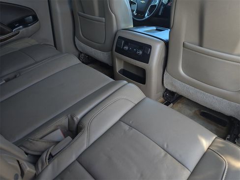 Used 2015 Chevrolet Tahoe LT image 11