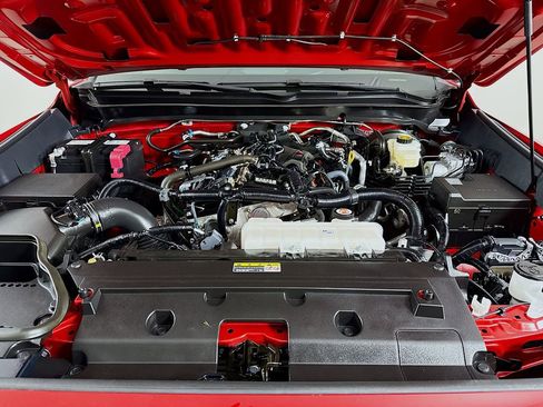 Certified 2025 Toyota Tacoma SR5 image 32