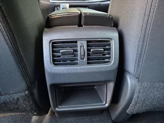 Used 2023 Nissan Rogue S AWD/4WD image 16