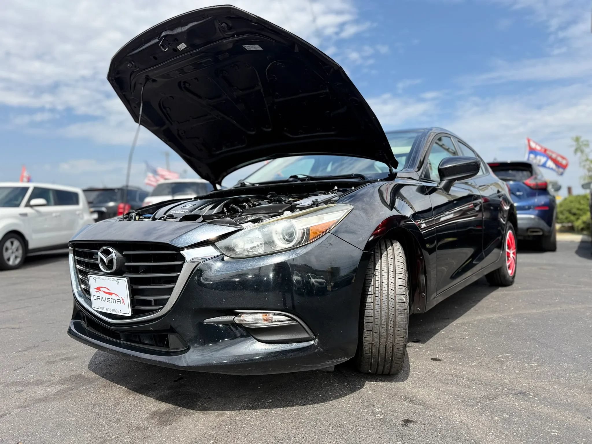Used 2017 MAZDA MAZDA3 Sport FWD image 8