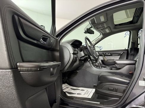 Used 2016 GMC Acadia SLT w/ Open Road Package image 11