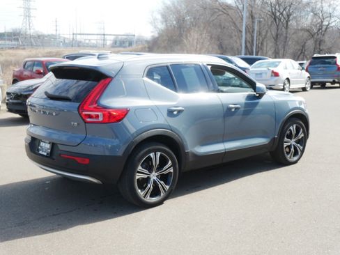Used 2021 Volvo XC40 T5 Inscription w/ Advanced Package image 7
