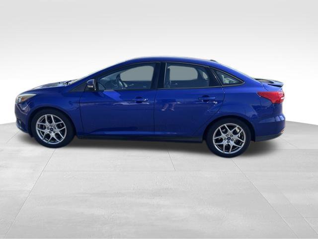 Used 2015 Ford Focus SE w/ Equipment Group 201A FWD image 6
