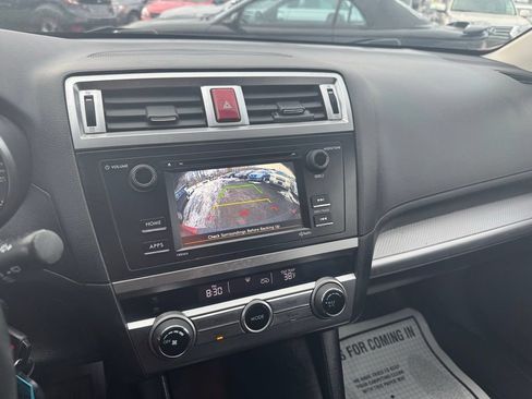 Used 2017 Subaru Outback 2.5i AWD/4WD image 36