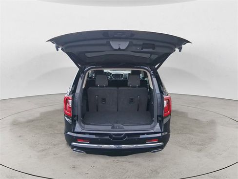 Used 2021 GMC Acadia Denali image 16