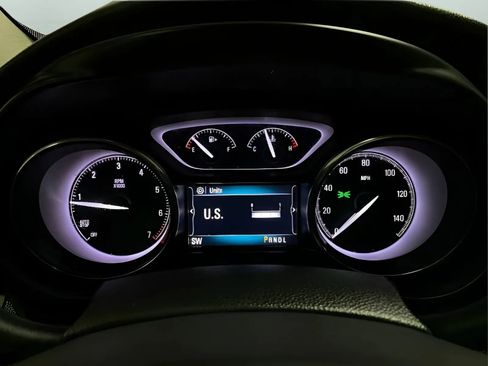 Used 2020 Buick Envision Essence w/ LPO, Active Package FWD image 18