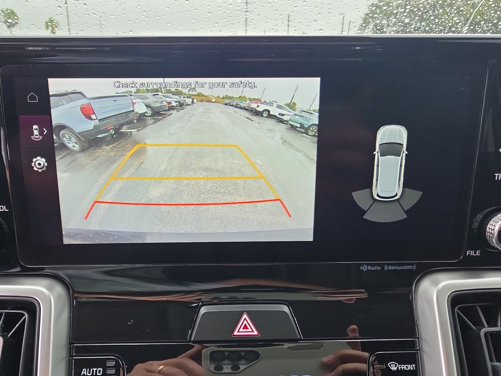 Used 2022 Kia Sorento S w/ Panoramic Sunroof Package FWD image 19