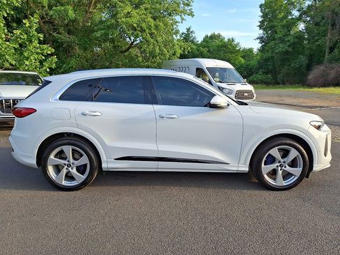 Certified 2025 Audi Q5 Prestige AWD/4WD image 14