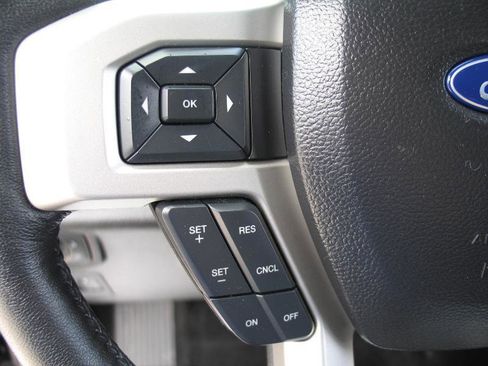 Used 2018 Ford F150 Lariat AWD/4WD image 32