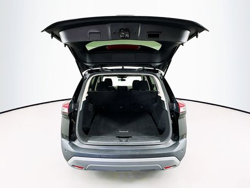 Used 2023 Nissan Rogue SV image 27