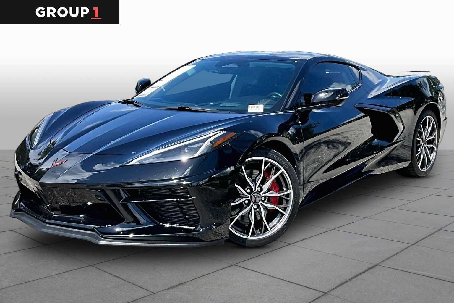 Used 2024 Chevrolet Corvette Stingray Premium Cpe w/ Z51 Performance Package RWD image 1