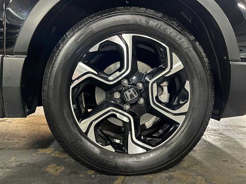 Used 2017 Honda CR-V Touring image 9