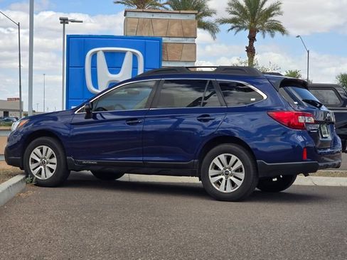 Used 2015 Subaru Outback 2.5i Premium AWD/4WD image 5