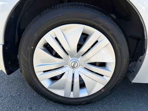 Used 2025 Nissan Leaf S FWD image 50