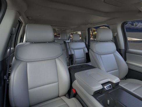 New 2026 Ford Expedition Max Active RWD image 10
