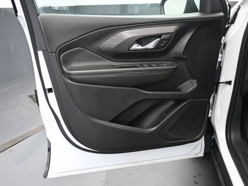 Used 2019 GMC Terrain SLT image 25