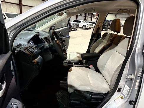 Used 2016 Honda CR-V SE image 12