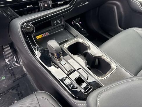 Certified 2025 Lexus NX 350h AWD w/ Accessory Package (2T) image 25