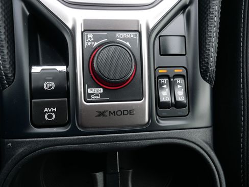 Used 2024 Subaru Forester Premium image 28