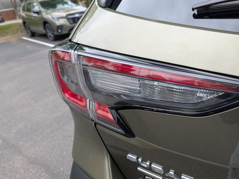 Certified 2025 Subaru Outback Limited w/ Tech Package 3 AWD/4WD image 17