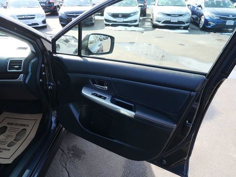 Used 2016 Subaru Crosstrek 2.0i Limited image 19