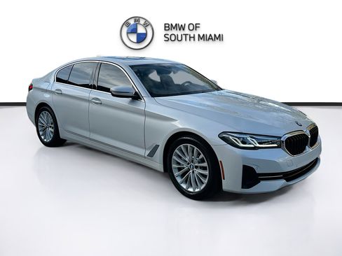 Certified 2023 BMW 530i w/ Premium Package image 1