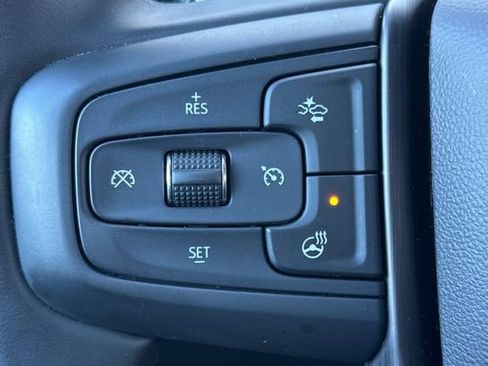 Used 2025 GMC Sierra 1500 AT4X image 37