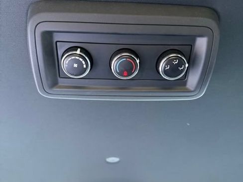 Used 2017 Dodge Grand Caravan SXT FWD image 33