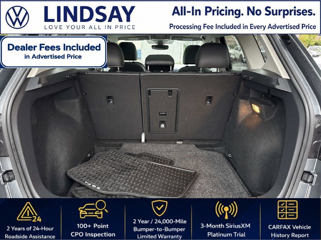 Used 2023 Volkswagen Taos SE w/ Panoramic Sunroof Package FWD image 13