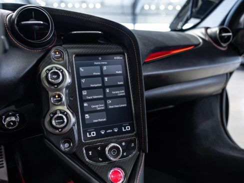 Used 2018 McLaren 720S Performance RWD image 14