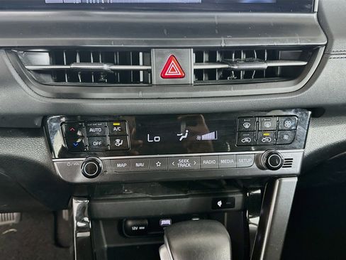 Used 2024 Kia Seltos SX w/ SX Sunroof Package AWD/4WD image 24