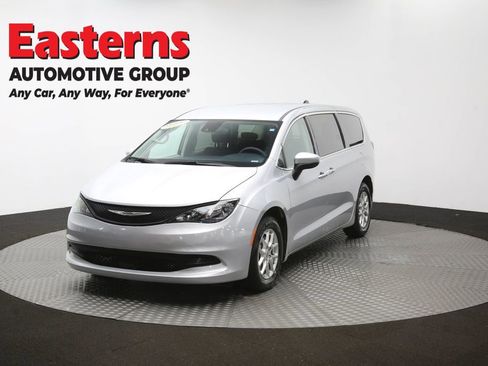Used 2023 Chrysler Voyager LX FWD image 54